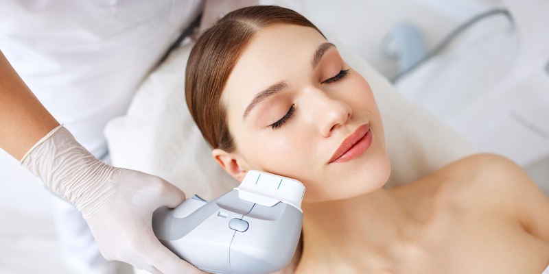 How Fat Freezing and HIFU Work Together? 4 book a personalised consultation of Fat Freezing and HIFU Together Calne