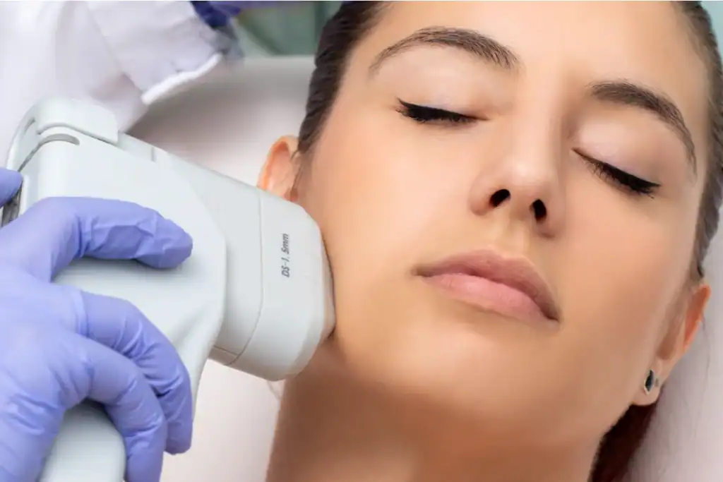 Discover the Perfect Duo: Morpheus8 and HIFU 2 Image of Morpheus8 And HIFU Combined with Lipo 360 Calne